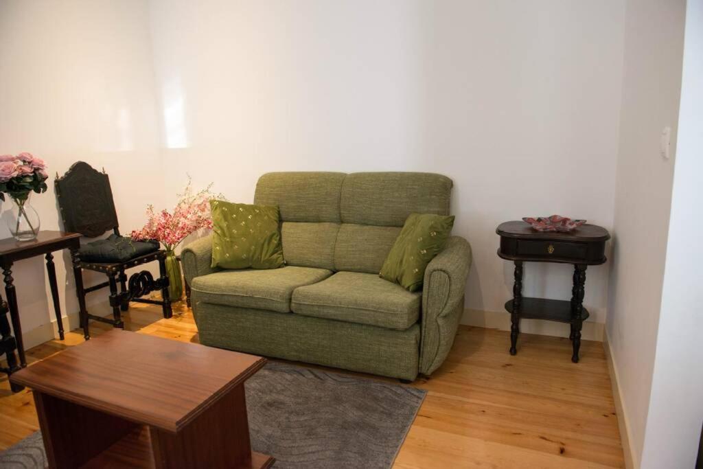 Apartamento Perto Do Centro De Com Elevador * Lisboa